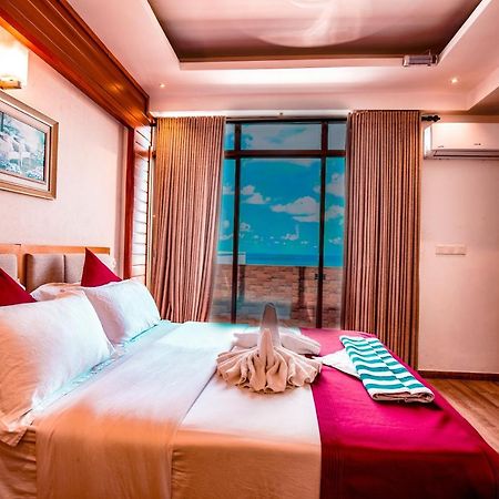 Araamview Hotel Hulhumale Bagian luar foto