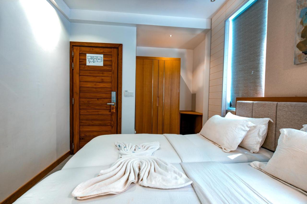 Araamview Hotel Hulhumale Bagian luar foto