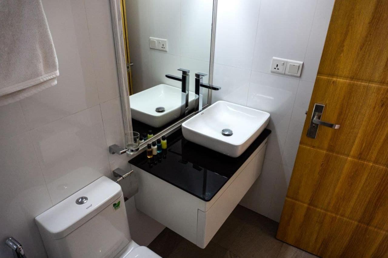 Araamview Hotel Hulhumale Bagian luar foto